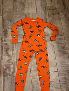 Hanna Andersson Orange Dinosaur Pajama Set